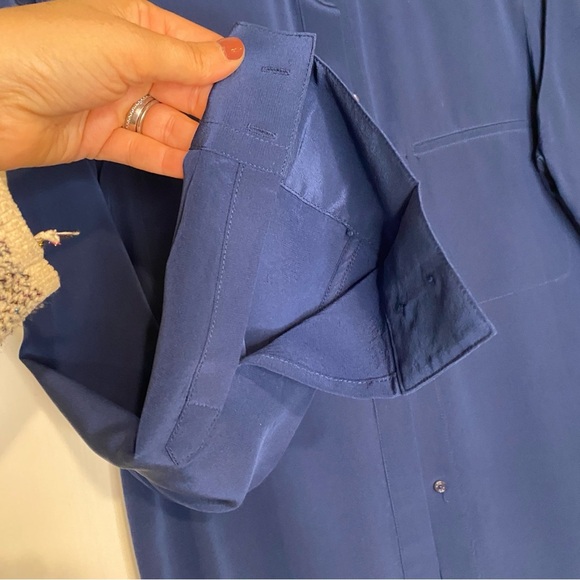 Vince Blue Silk Oversized Pocket Blouse Button Front Shirt Size 10 - Picture 4 of 12